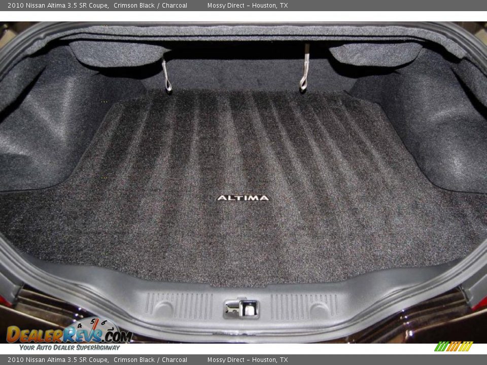 2010 Nissan Altima 3.5 SR Coupe Trunk Photo #14