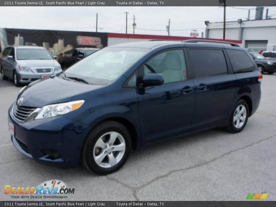 South Pacific Blue Pearl 2011 Toyota Sienna LE Photo #1