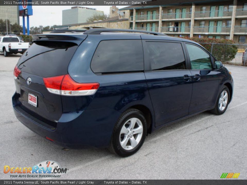 South Pacific Blue Pearl 2011 Toyota Sienna LE Photo #4
