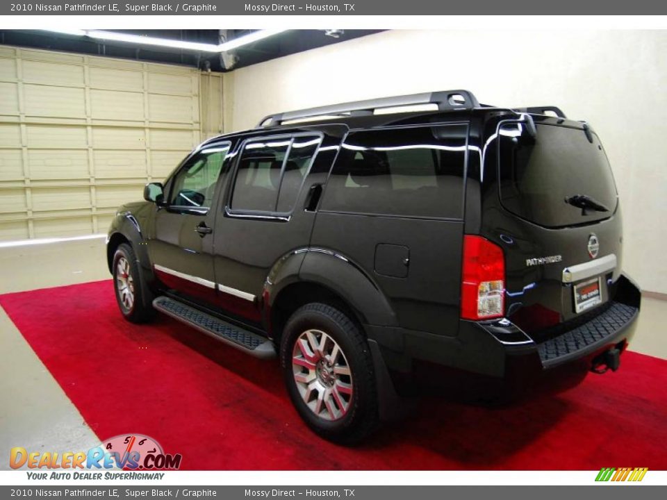 2010 Nissan Pathfinder LE Super Black / Graphite Photo #4