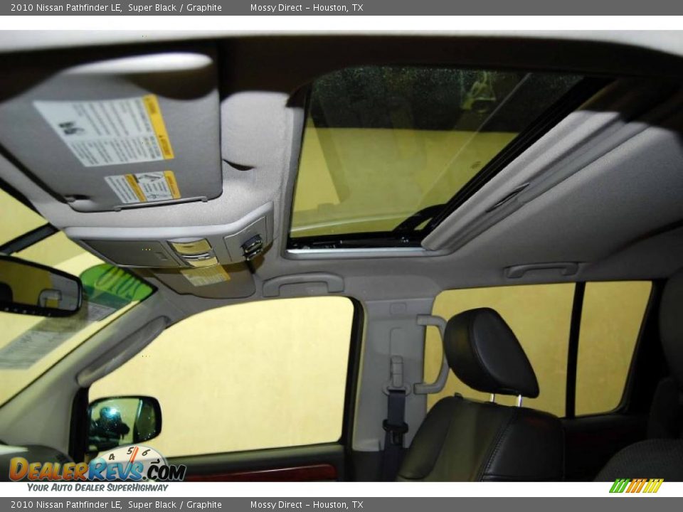 2010 Nissan Pathfinder LE Super Black / Graphite Photo #12