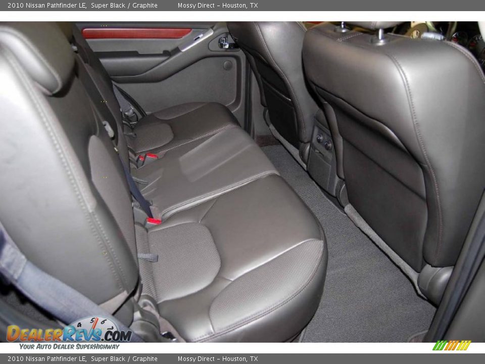 2010 Nissan Pathfinder LE Super Black / Graphite Photo #19