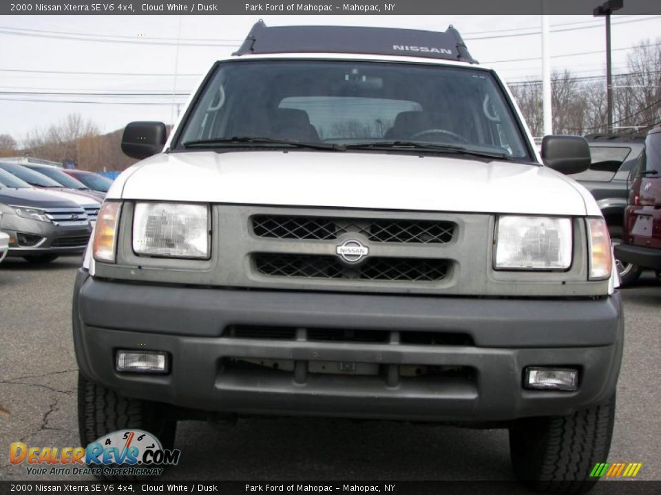 2000 Nissan Xterra SE V6 4x4 Cloud White / Dusk Photo #15