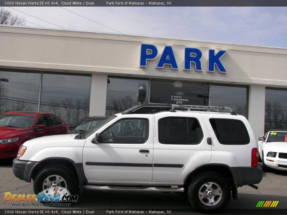 2000 Nissan Xterra SE V6 4x4 Cloud White / Dusk Photo #17