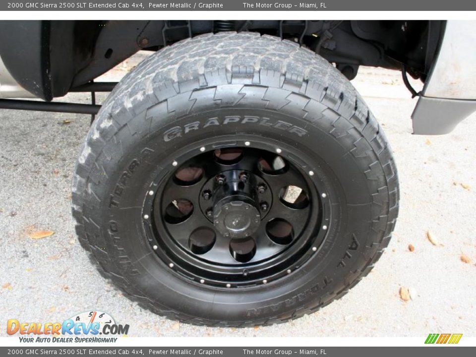 Custom Wheels of 2000 GMC Sierra 2500 SLT Extended Cab 4x4 Photo #28