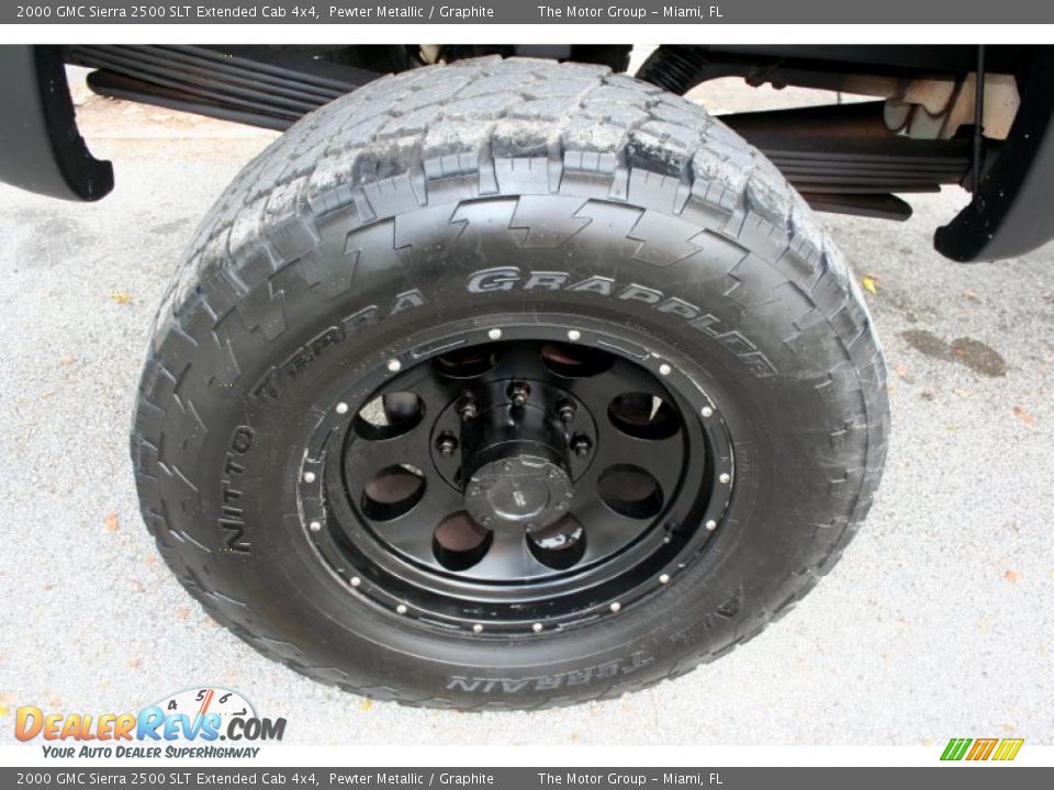 Custom Wheels of 2000 GMC Sierra 2500 SLT Extended Cab 4x4 Photo #29