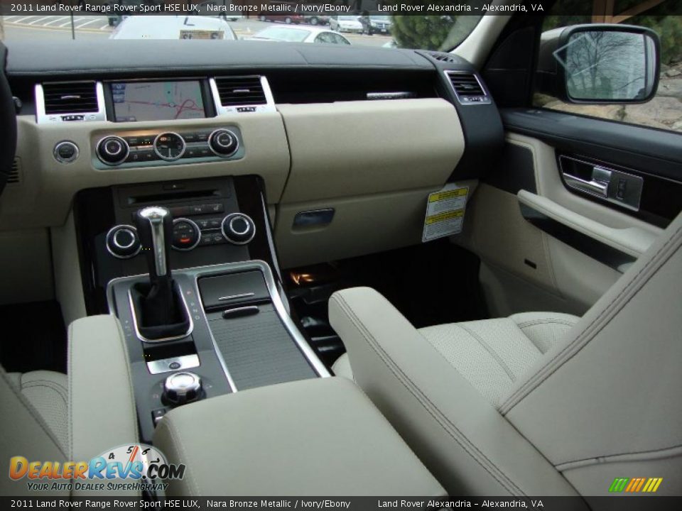 Dashboard of 2011 Land Rover Range Rover Sport HSE LUX Photo #25