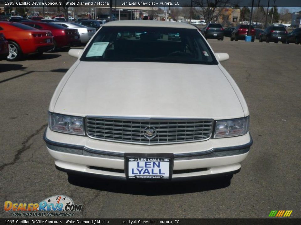 1995 Cadillac DeVille Concours White Diamond / Mocha Photo #3