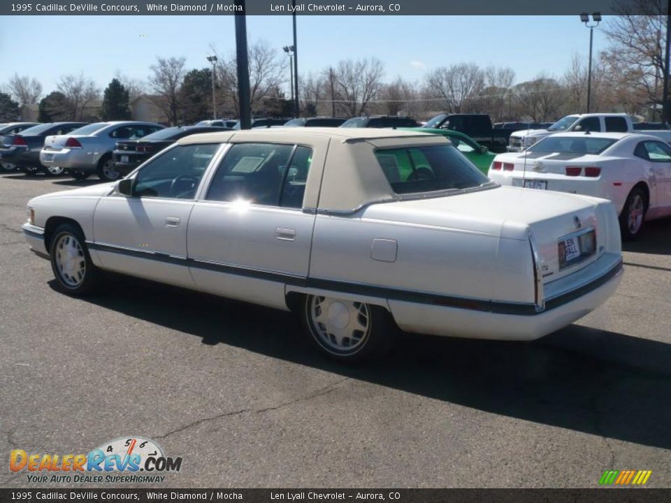 1995 Cadillac DeVille Concours White Diamond / Mocha Photo #4