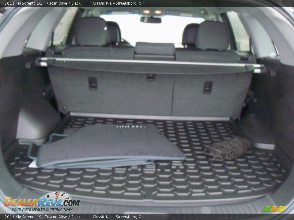 2011 Kia Sorento LX Trunk Photo #27