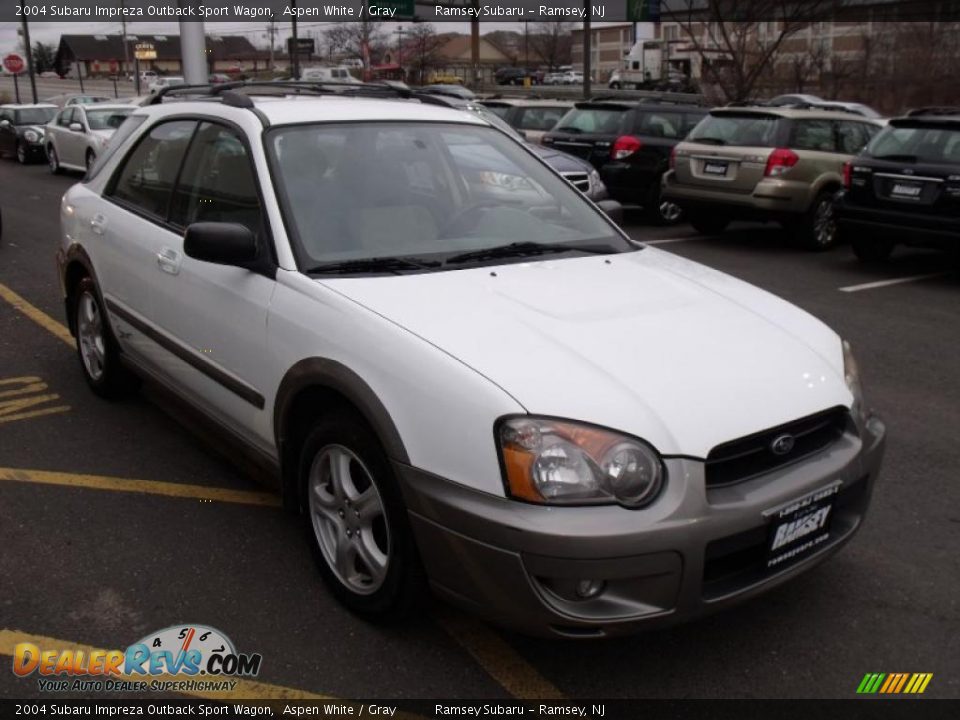 2004 Subaru Impreza Outback Sport Wagon Aspen White / Gray Photo #7