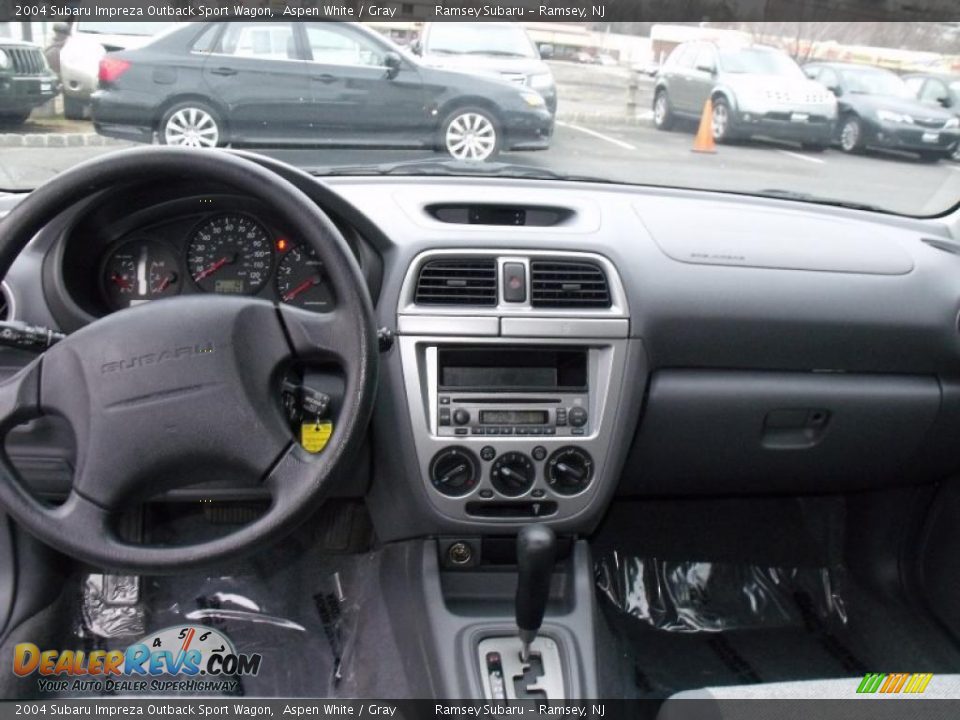 2004 Subaru Impreza Outback Sport Wagon Aspen White / Gray Photo #18