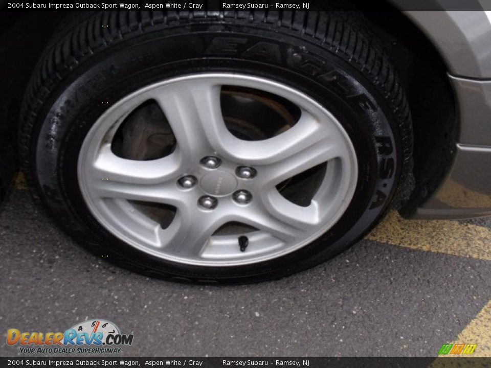 2004 Subaru Impreza Outback Sport Wagon Aspen White / Gray Photo #23