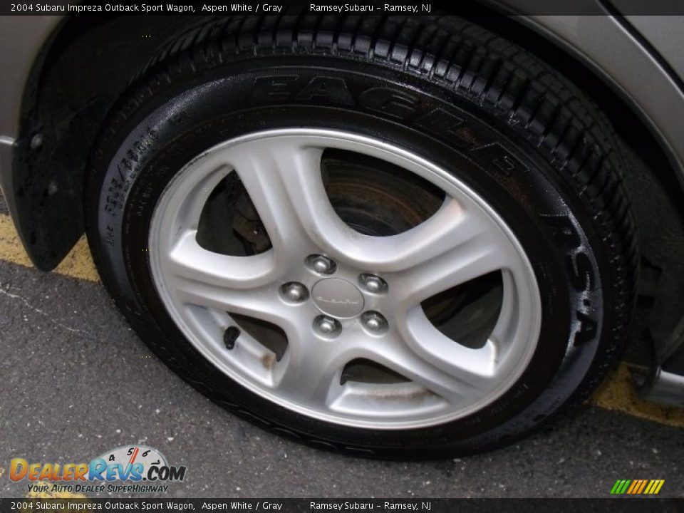 2004 Subaru Impreza Outback Sport Wagon Aspen White / Gray Photo #24