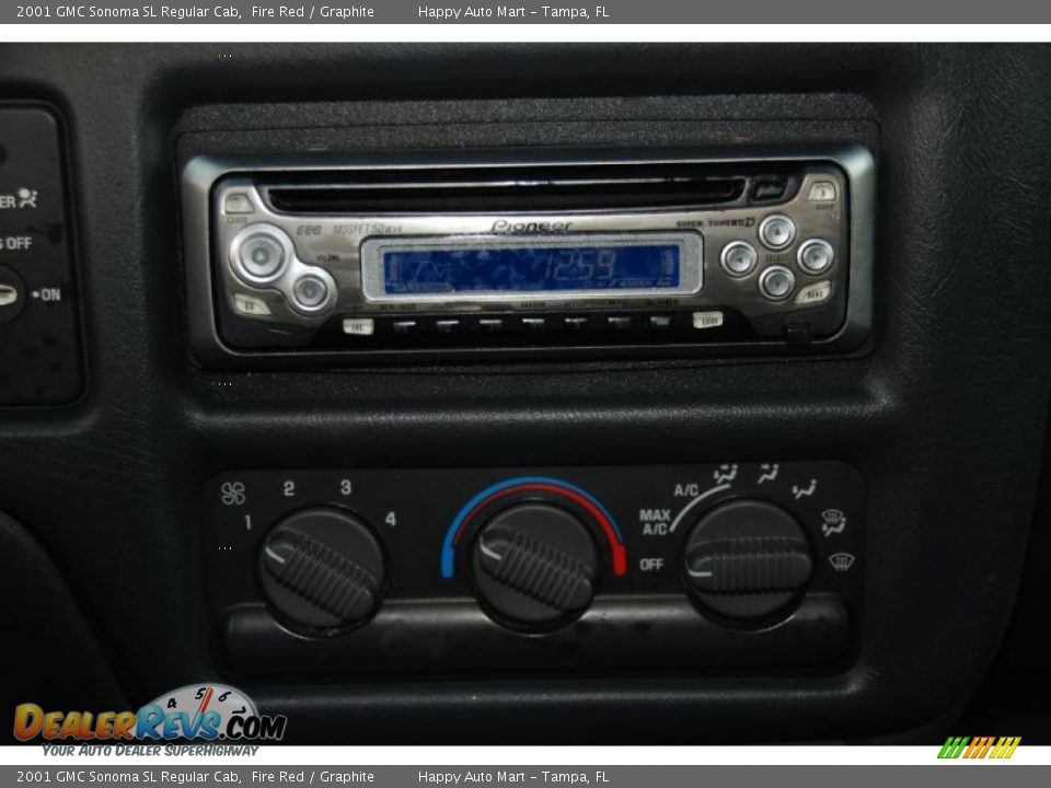 2001 GMC Sonoma SL Regular Cab Fire Red / Graphite Photo #16