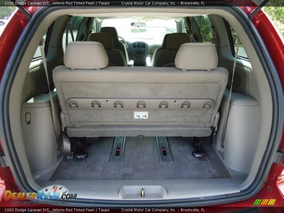 2003 Dodge Caravan SXT Trunk Photo #9