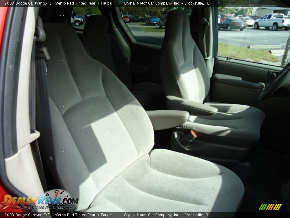 2003 Dodge Caravan SXT Inferno Red Tinted Pearl / Taupe Photo #18