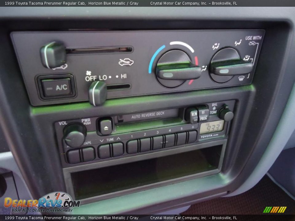 Controls of 1999 Toyota Tacoma Prerunner Regular Cab Photo #24