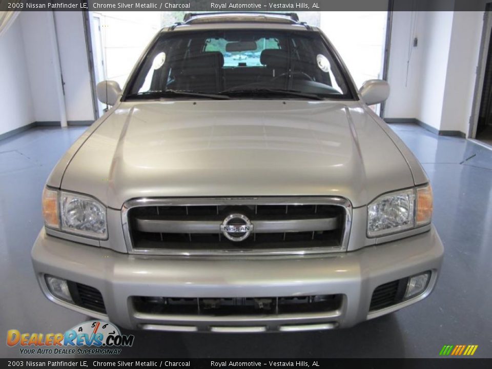 2003 Nissan Pathfinder LE Chrome Silver Metallic / Charcoal Photo #6