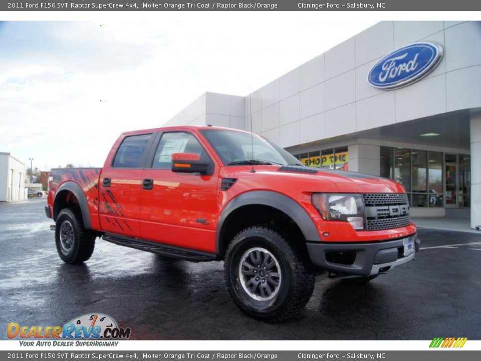 Front 3/4 View of 2011 Ford F150 SVT Raptor SuperCrew 4x4 Photo #1