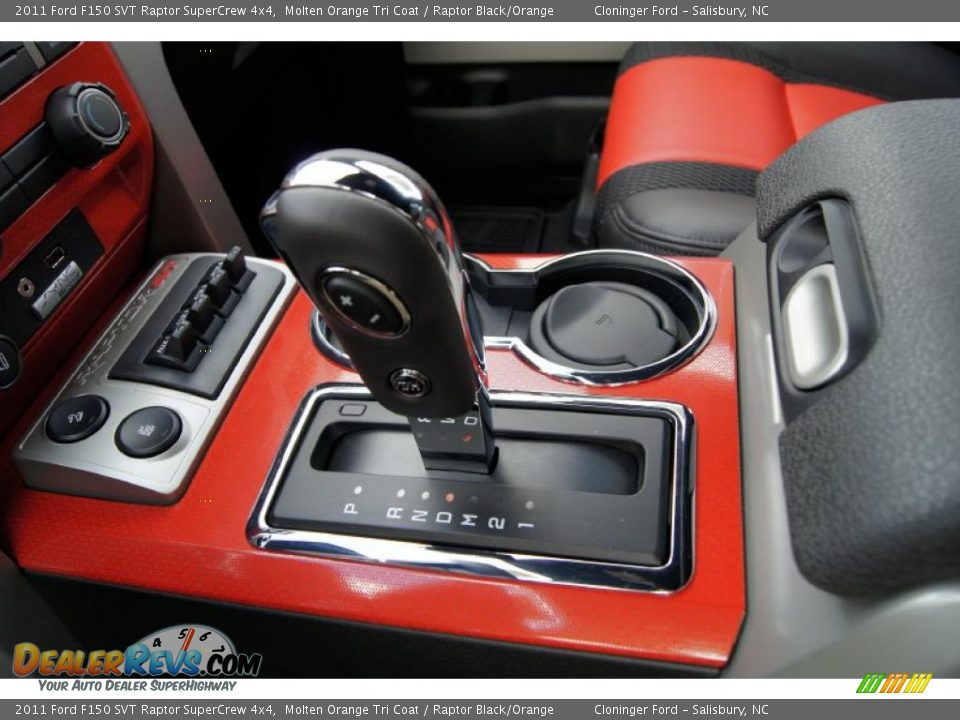 2011 Ford F150 SVT Raptor SuperCrew 4x4 Shifter Photo #34