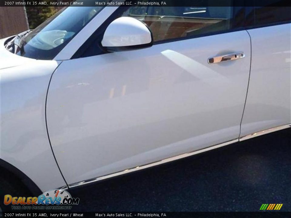 2007 Infiniti FX 35 AWD Ivory Pearl / Wheat Photo #17