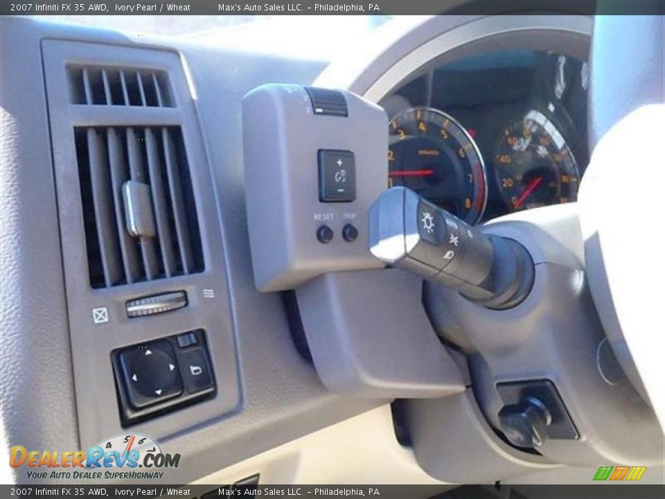 2007 Infiniti FX 35 AWD Ivory Pearl / Wheat Photo #36