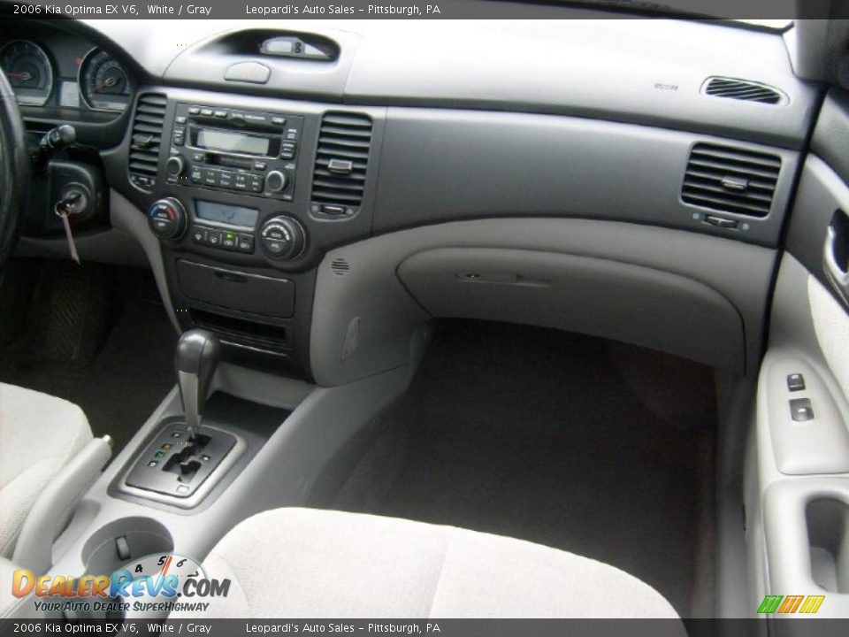 2006 Kia Optima EX V6 White / Gray Photo #19