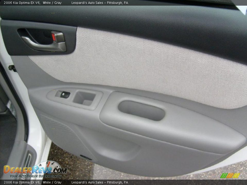 2006 Kia Optima EX V6 White / Gray Photo #20