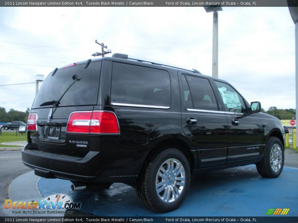 2011 Lincoln Navigator Limited Edition 4x4 Tuxedo Black Metallic / Canyon/Black Photo #3