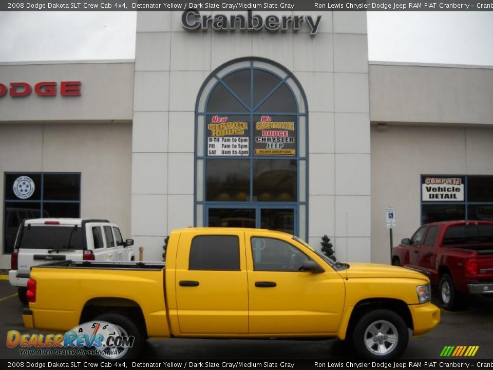 2008 Dodge Dakota SLT Crew Cab 4x4 Detonator Yellow / Dark Slate Gray/Medium Slate Gray Photo #1