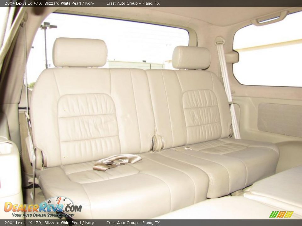 2004 Lexus LX 470 Blizzard White Pearl / Ivory Photo #11