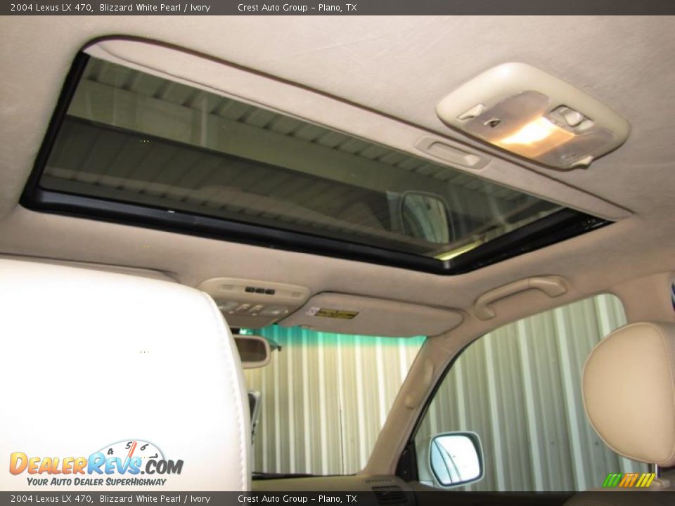2004 Lexus LX 470 Blizzard White Pearl / Ivory Photo #17
