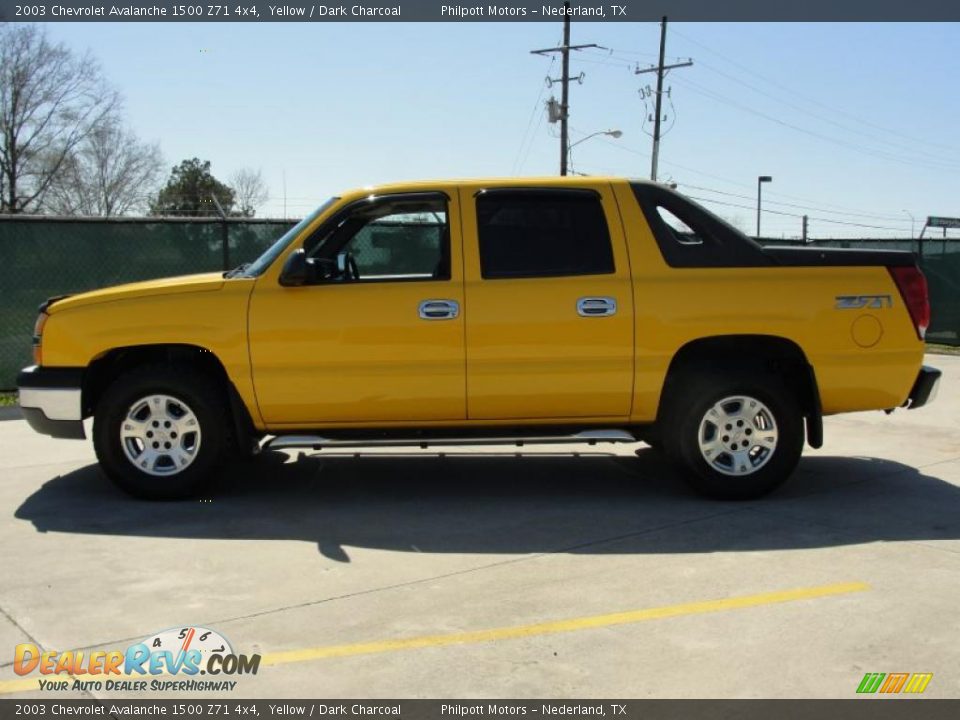 2003 Chevrolet Avalanche 1500 Z71 4x4 Yellow / Dark Charcoal Photo #6