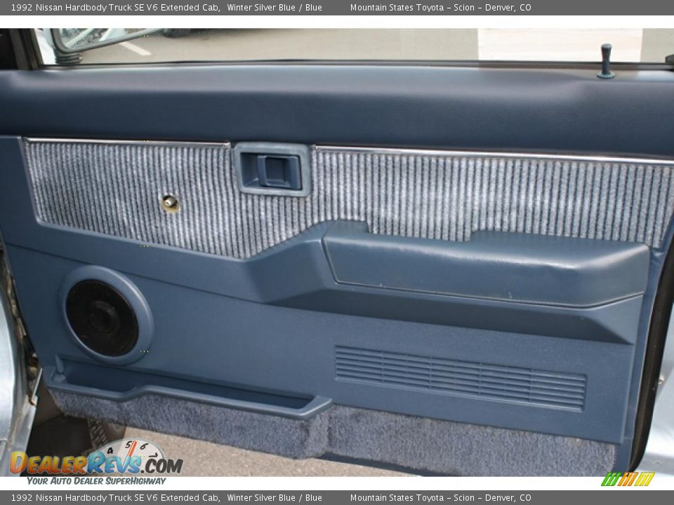 Door Panel of 1992 Nissan Hardbody Truck SE V6 Extended Cab Photo #13
