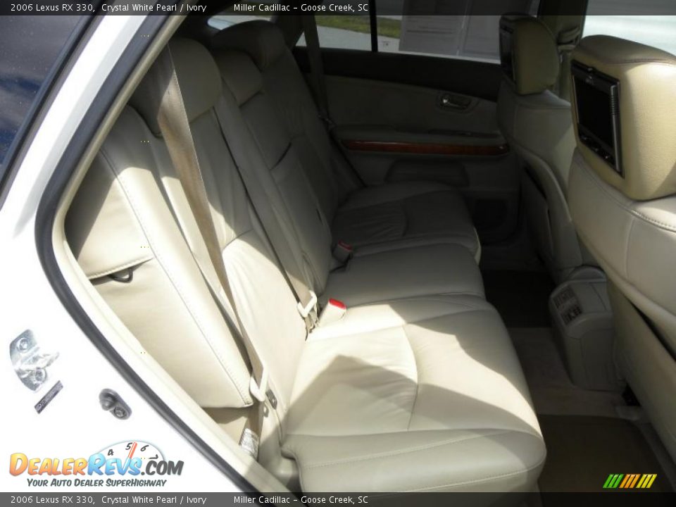 2006 Lexus RX 330 Crystal White Pearl / Ivory Photo #11