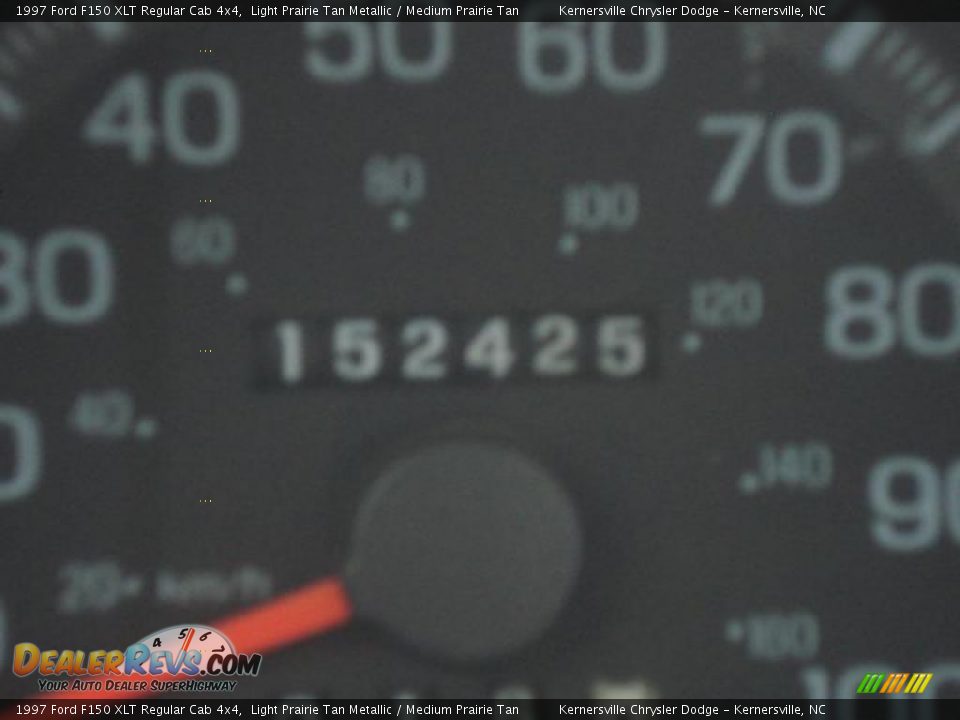 1997 Ford F150 XLT Regular Cab 4x4 Light Prairie Tan Metallic / Medium Prairie Tan Photo #34