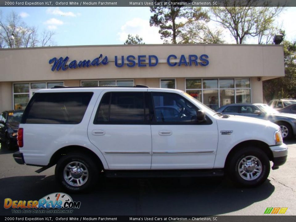 2000 Ford Expedition XLT Oxford White / Medium Parchment Photo #1