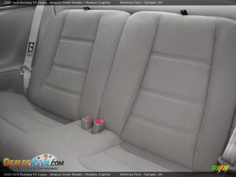 Medium Graphite Interior - 2000 Ford Mustang V6 Coupe Photo #23