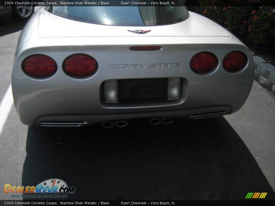 2004 Chevrolet Corvette Coupe Machine Silver Metallic / Black Photo #5