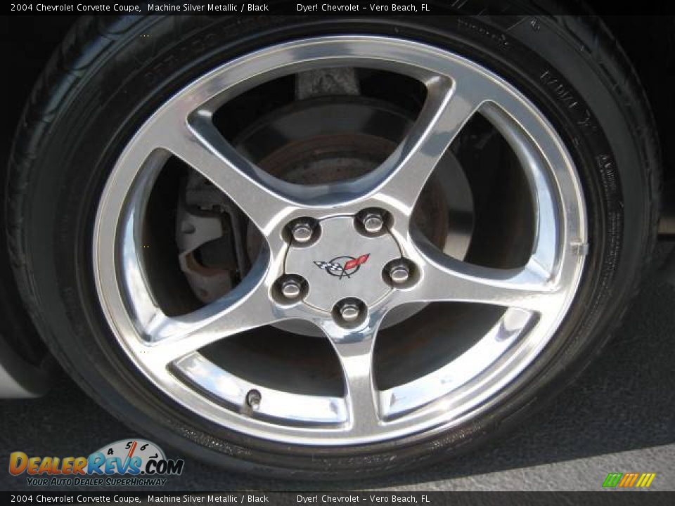 2004 Chevrolet Corvette Coupe Machine Silver Metallic / Black Photo #13