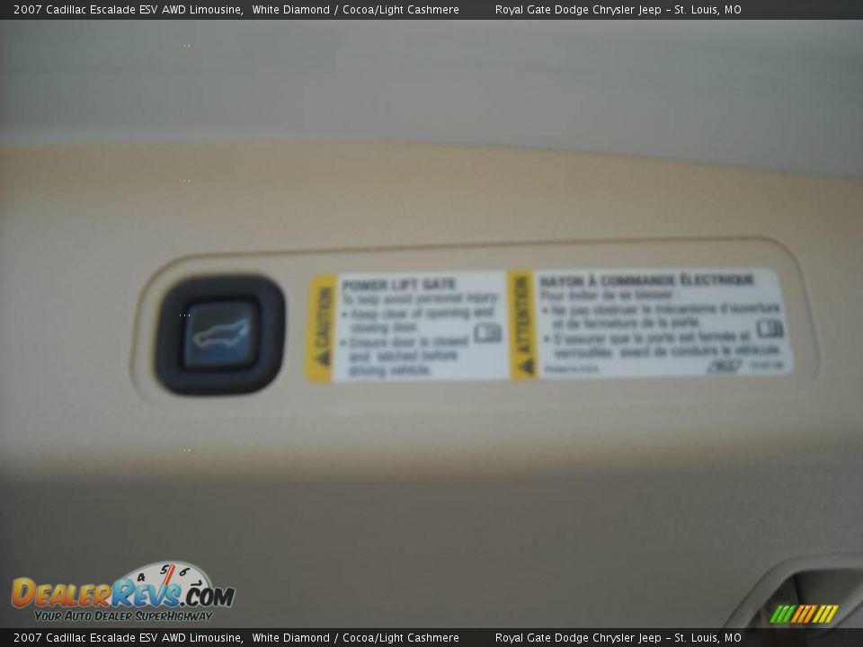 2007 Cadillac Escalade ESV AWD Limousine White Diamond / Cocoa/Light Cashmere Photo #20