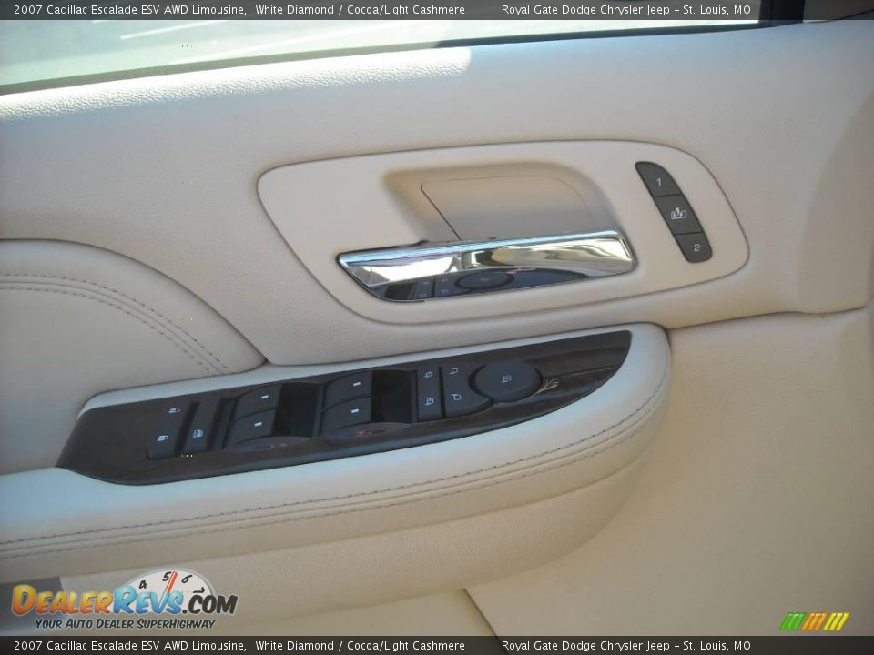 2007 Cadillac Escalade ESV AWD Limousine White Diamond / Cocoa/Light Cashmere Photo #25