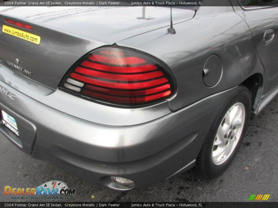 2004 Pontiac Grand Am SE Sedan Greystone Metallic / Dark Pewter Photo #9