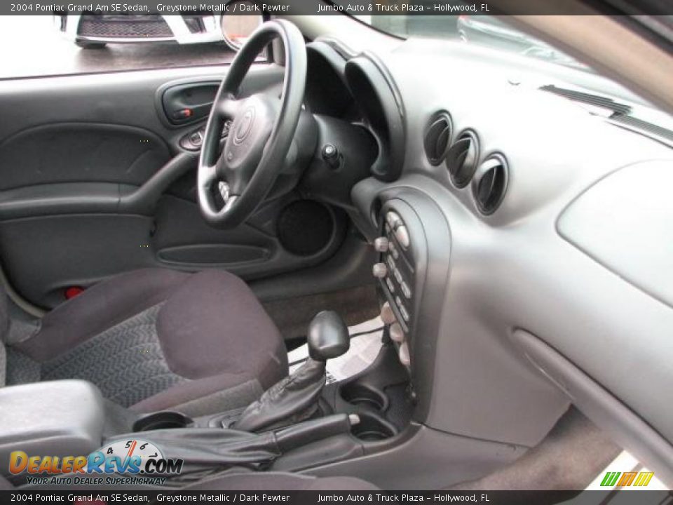 Dark Pewter Interior - 2004 Pontiac Grand Am SE Sedan Photo #13