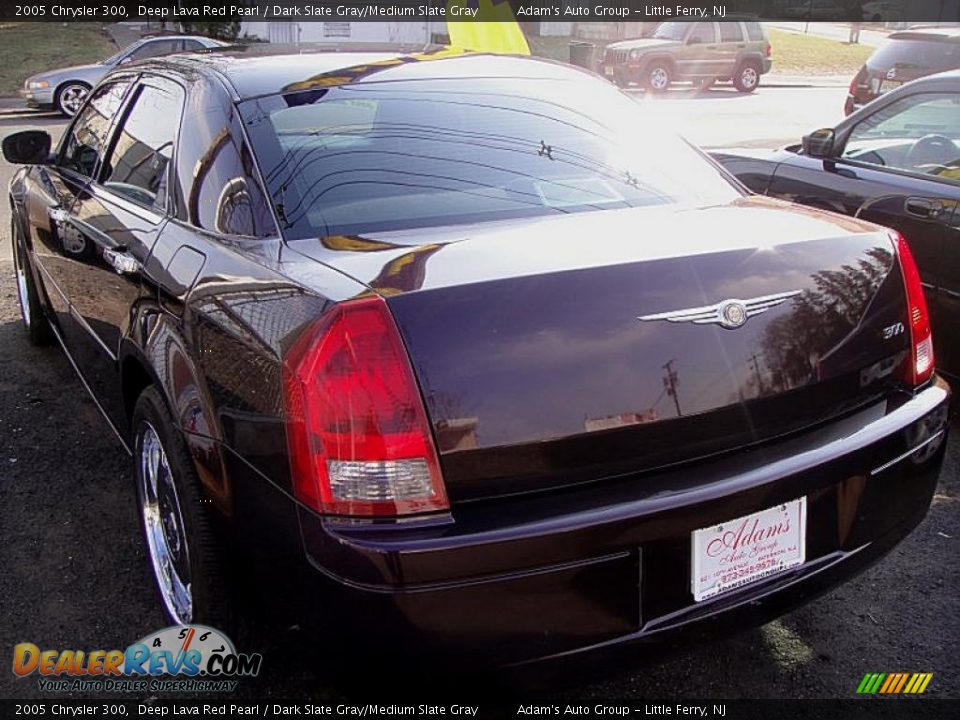 2005 Chrysler 300 Deep Lava Red Pearl / Dark Slate Gray/Medium Slate Gray Photo #3
