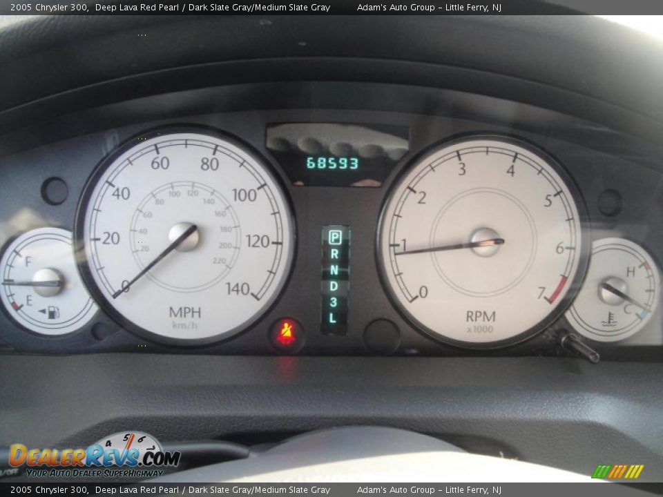 2005 Chrysler 300 Deep Lava Red Pearl / Dark Slate Gray/Medium Slate Gray Photo #14