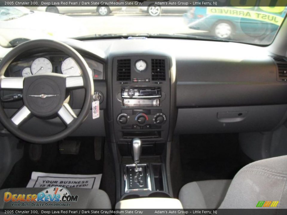 Dashboard of 2005 Chrysler 300  Photo #15