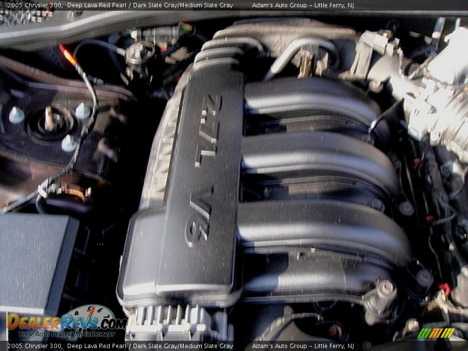 2005 Chrysler 300 Deep Lava Red Pearl / Dark Slate Gray/Medium Slate Gray Photo #20