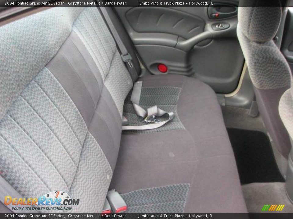 Dark Pewter Interior - 2004 Pontiac Grand Am SE Sedan Photo #16